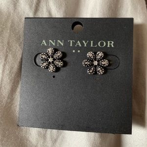Ann Taylor Flower Studs